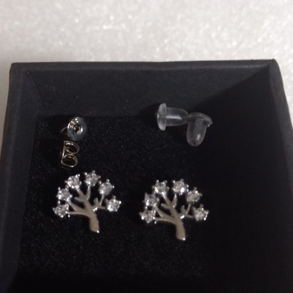 Rhodium Silver Tree Of Life Encrusted Rhinestones - Picture 6 of 8